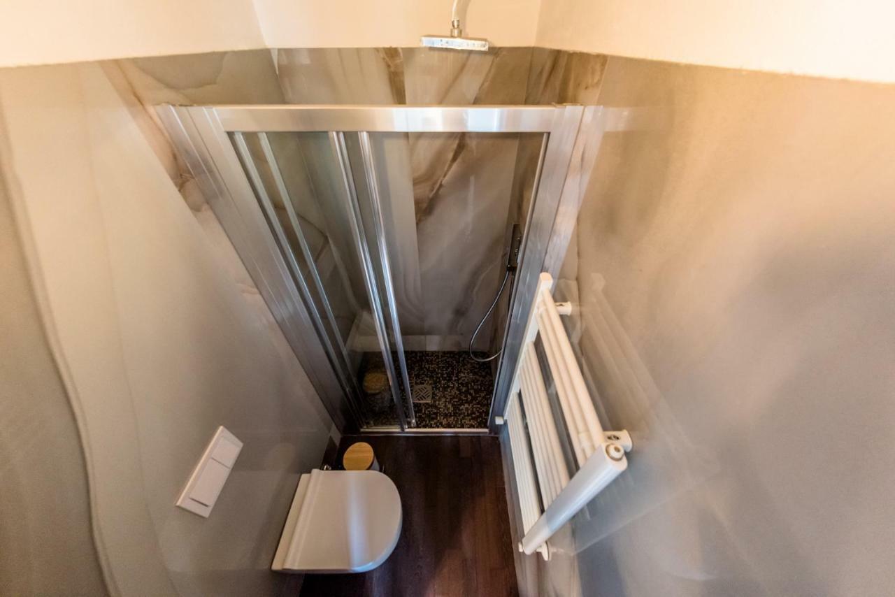 Apartment 3BR 2BT - Naviglio Milano Esterno foto